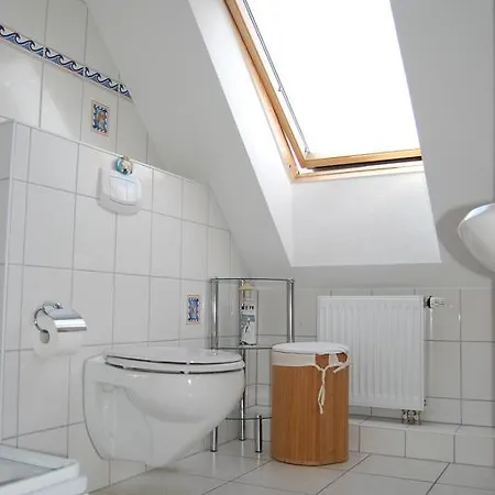 Appartement Gaestehaus Am Fischerweg Lauterbach (Rugen)