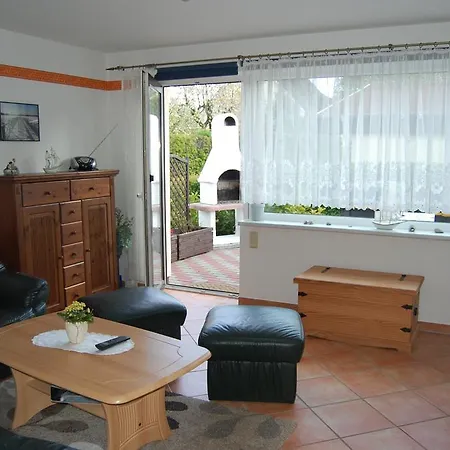 Daire Gaestehaus Am Fischerweg Lauterbach (Rugen)